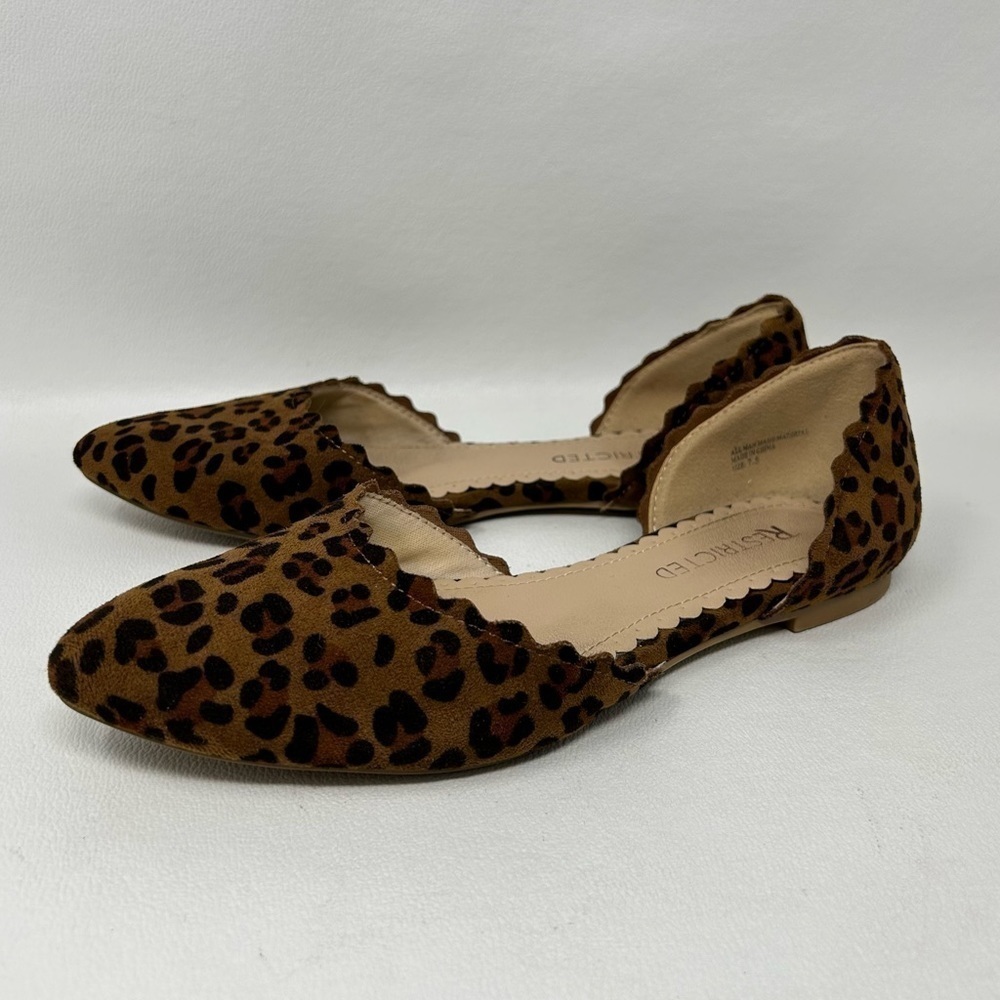 Restricted Shoes Women Animal Print Flats Size 7.5